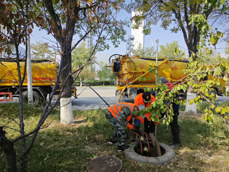 天正和鸣厂区管道清洗